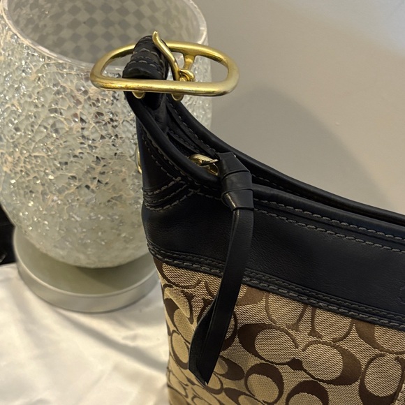 Coach Signature Bleecker Duffle Shoulder Bag - Picture 3 of 15